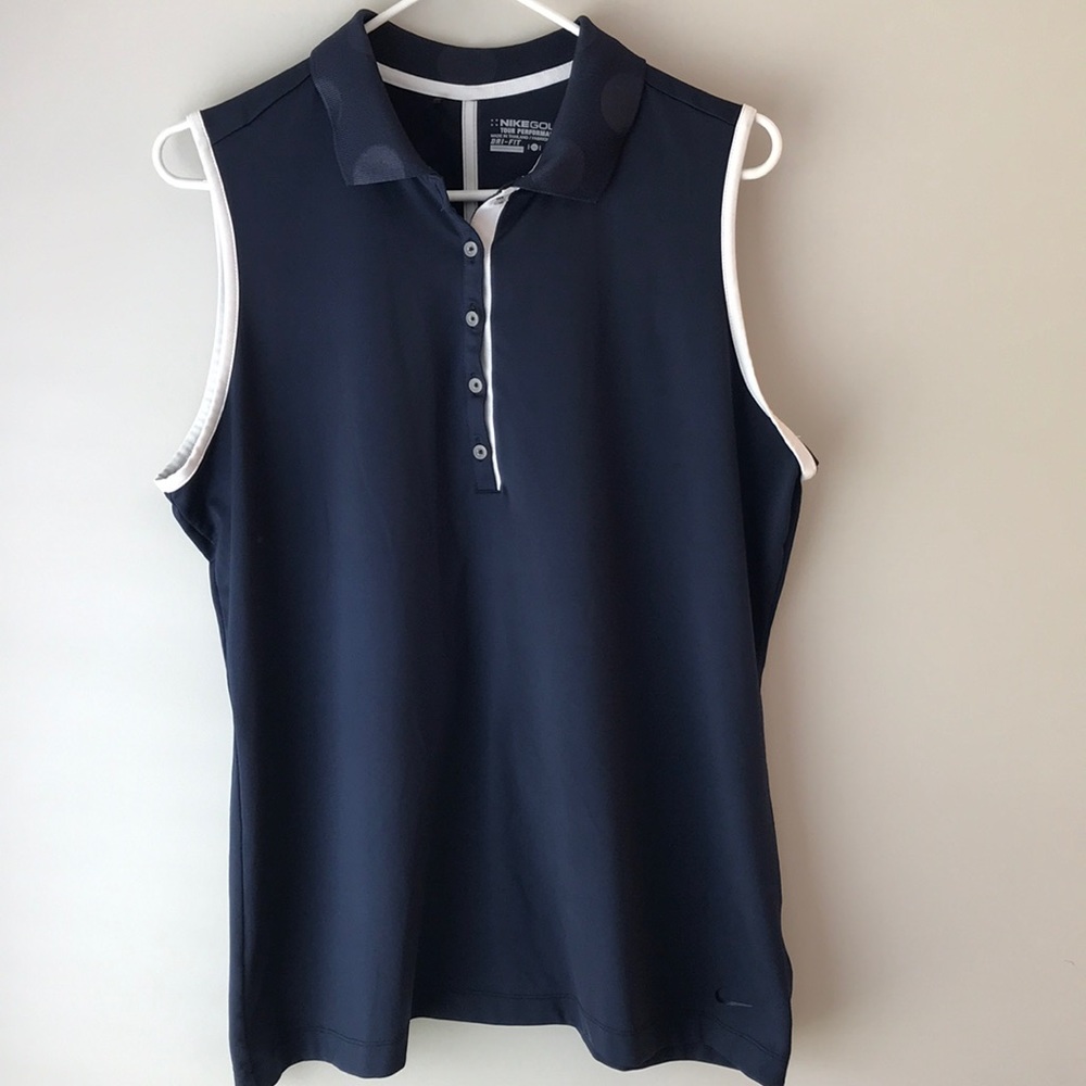 SALE! Nike golf tour Women’s Sleeveless Top